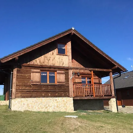 Lipa Lodge *